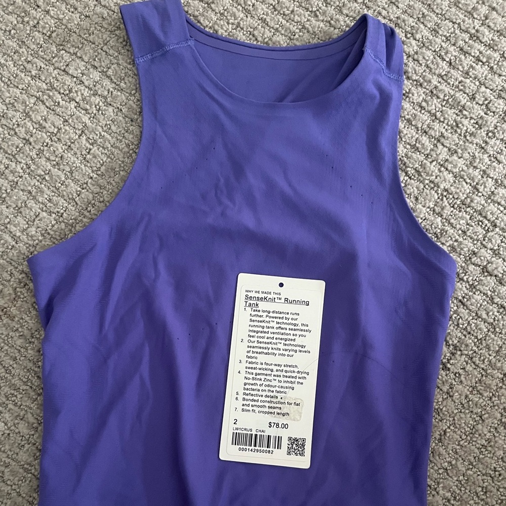 Lululemon top